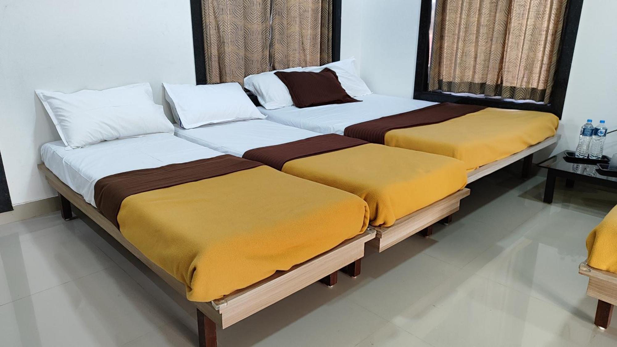 Riyansh Alibaug Villas And Resort Алибаг Екстериор снимка